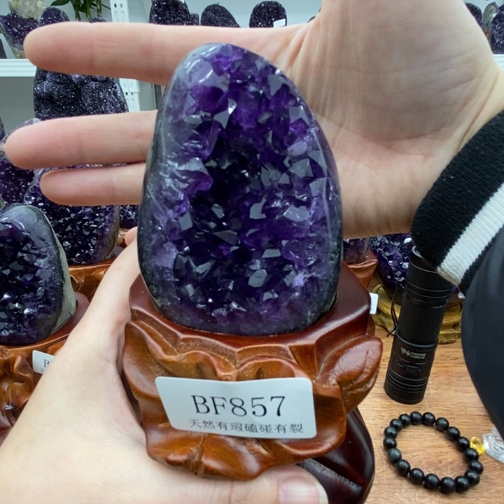 紫晶大型摆件（非配饰）未镶嵌