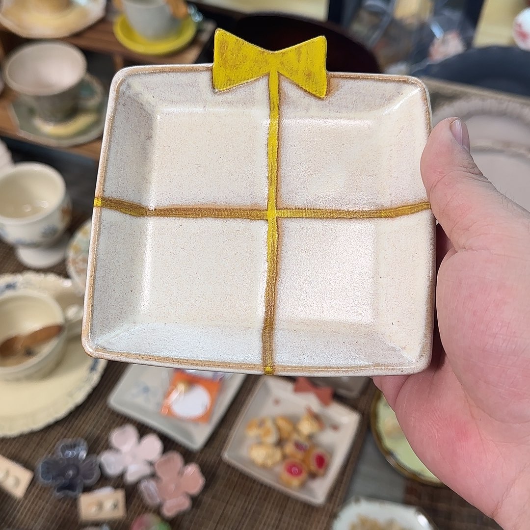 茶盏在线游戏中也出现这样