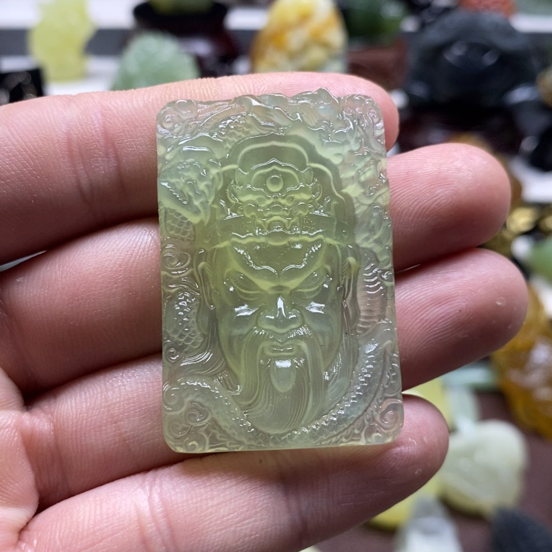 岫玉关公吊坠未镶嵌