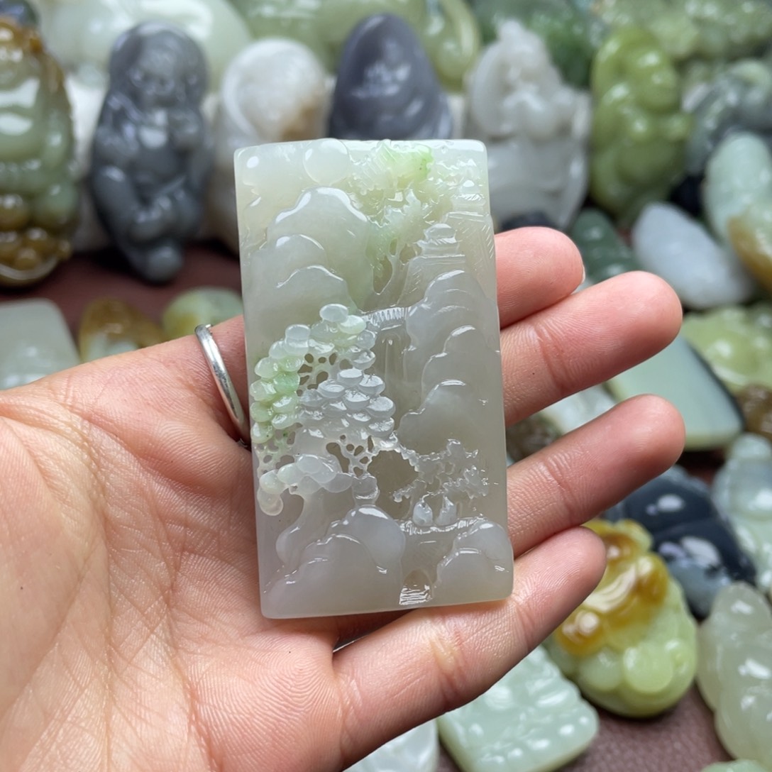 和田玉颈饰未镶嵌