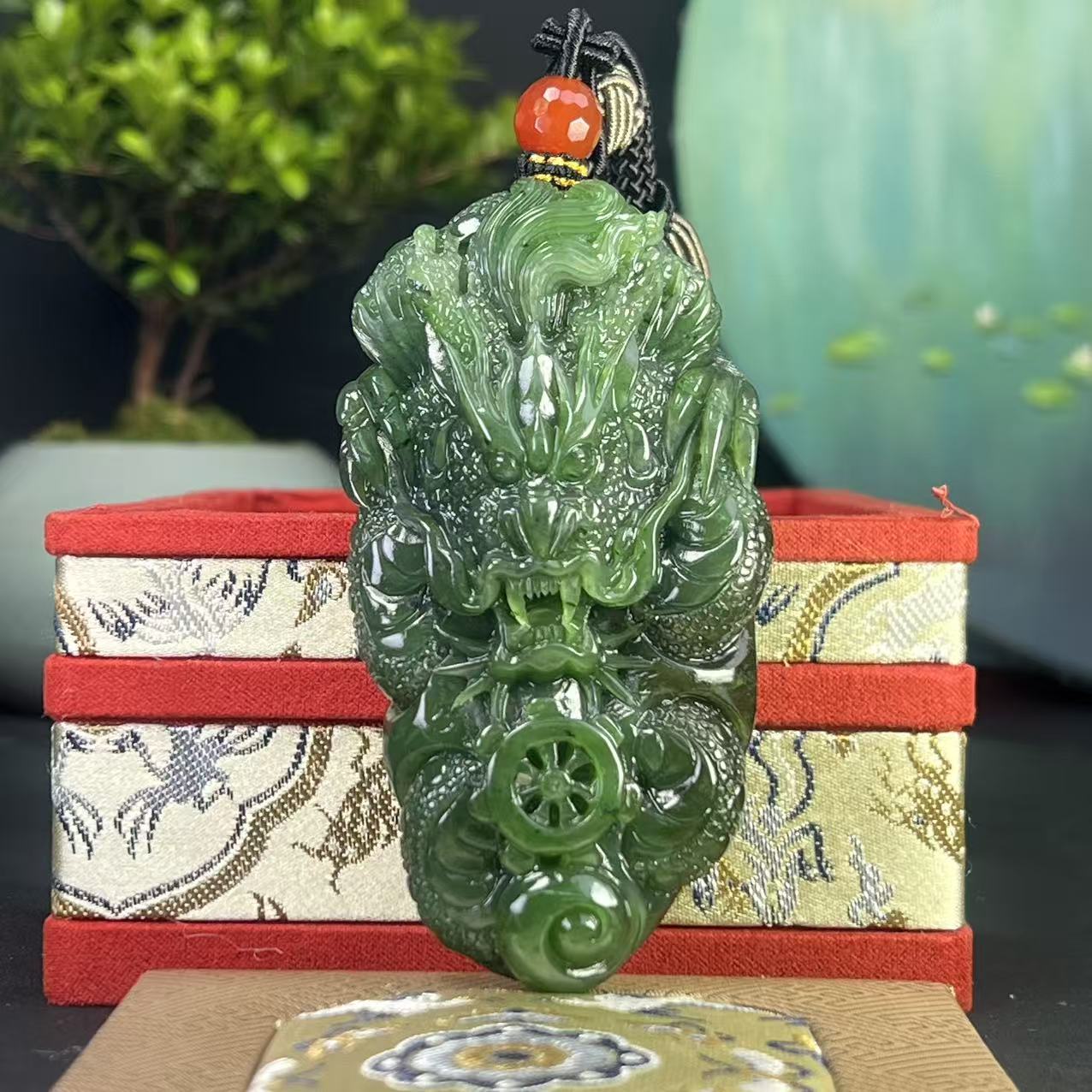 F536珠宝玉石精选和田玉把件