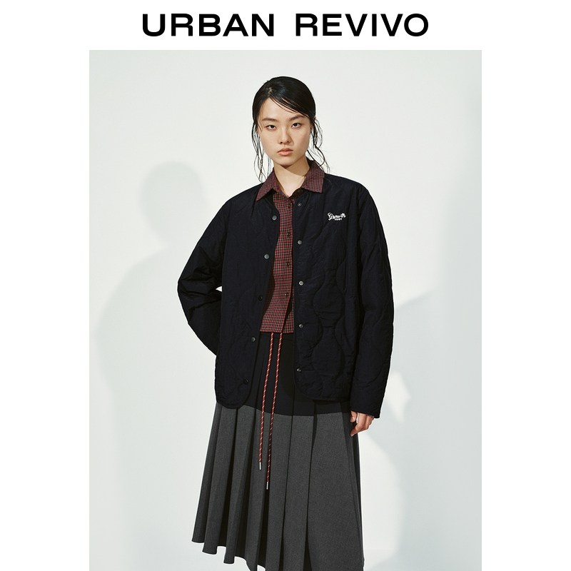 UR2025冬季新款女装休闲立领字母刺绣绗缝棉服UYY150111