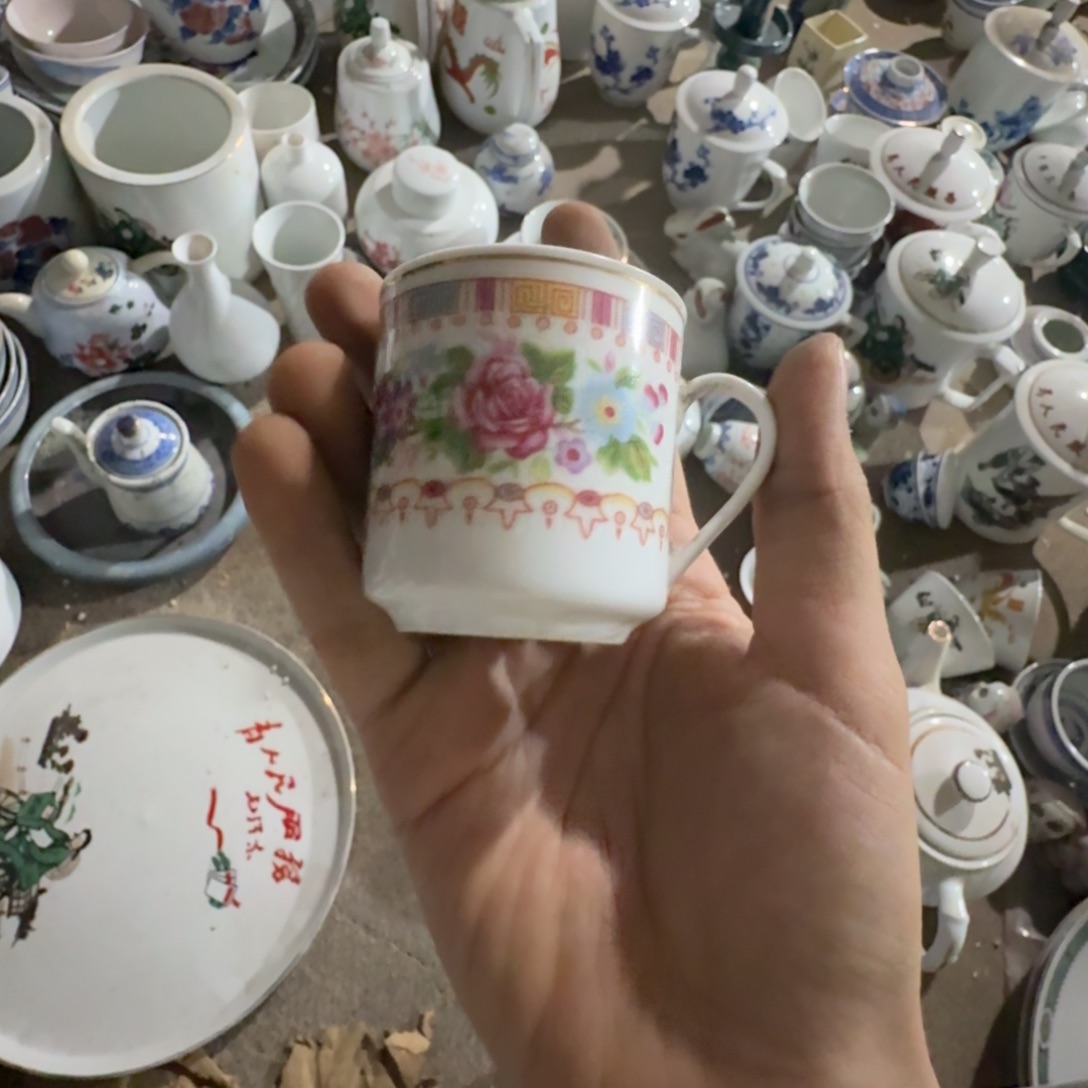 景德镇的陶瓷瓷器