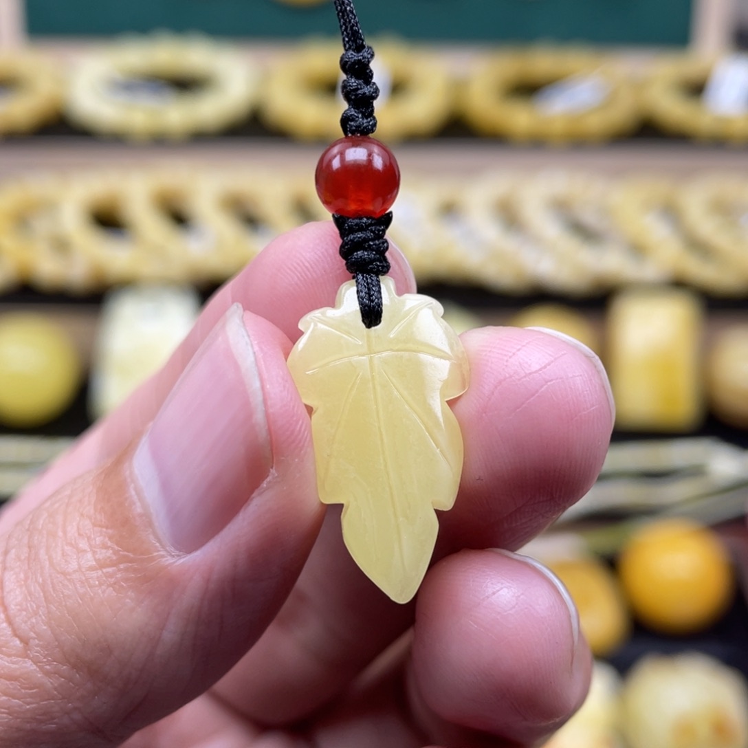 琥珀裸石未镶嵌琥珀蜜蜡