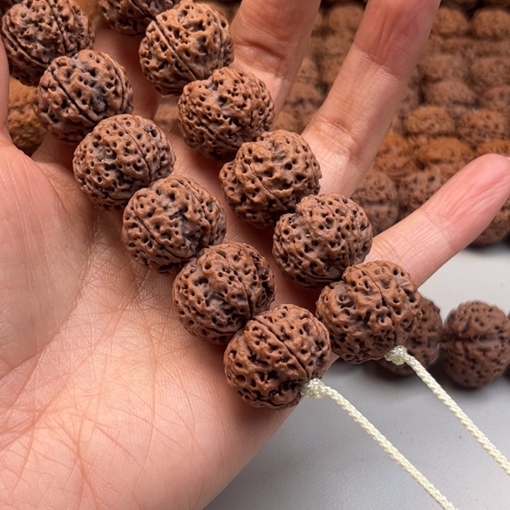 朗***途金刚菩提手串蜂窝梅花超头21