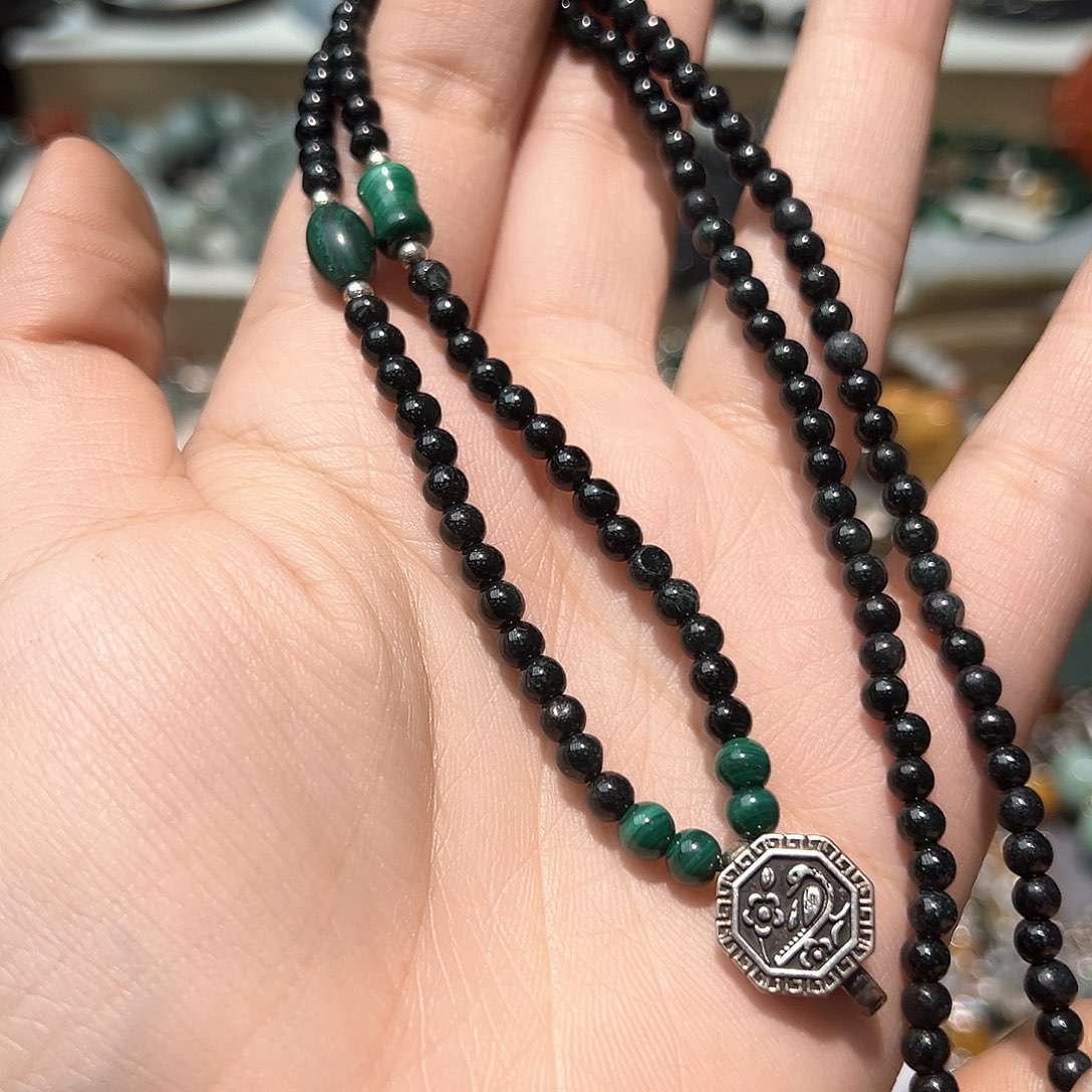 翡翠手链未镶嵌炸