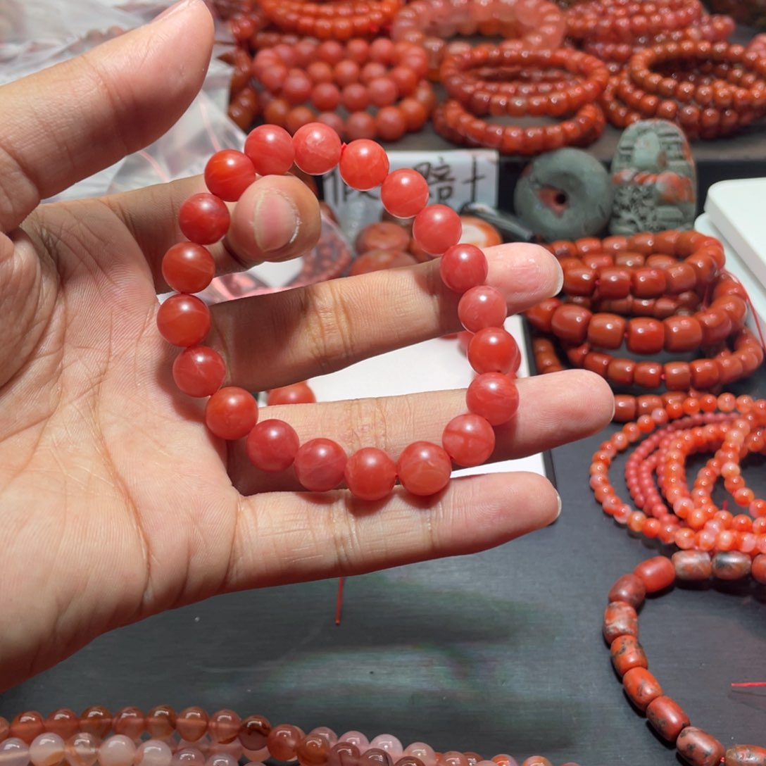 南红玛瑙手链未镶嵌