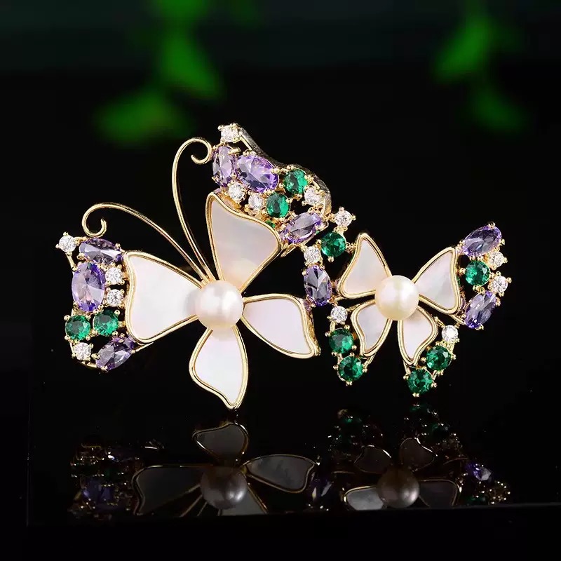 铜合金合成锆石胸针 铜合金【比翼双飞蝴蝶胸针】XZ-0136