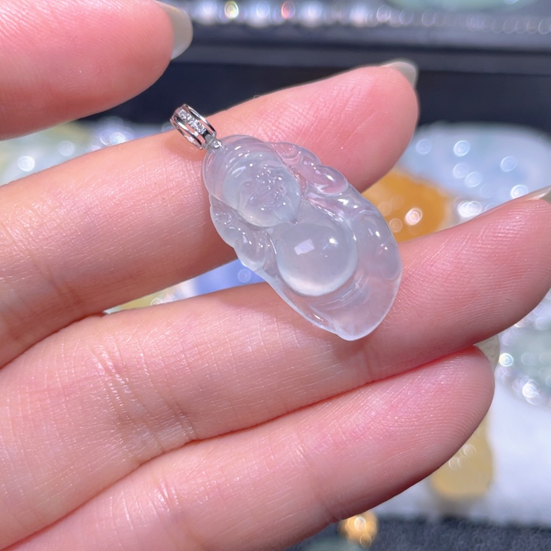 颈饰18K金镶嵌翡翠翡翠