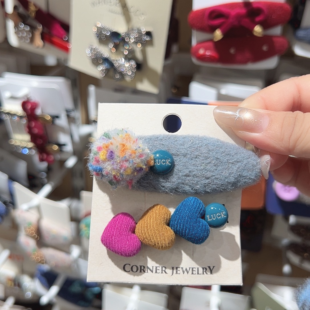 非金属彩色毛球鸭夹掰掰