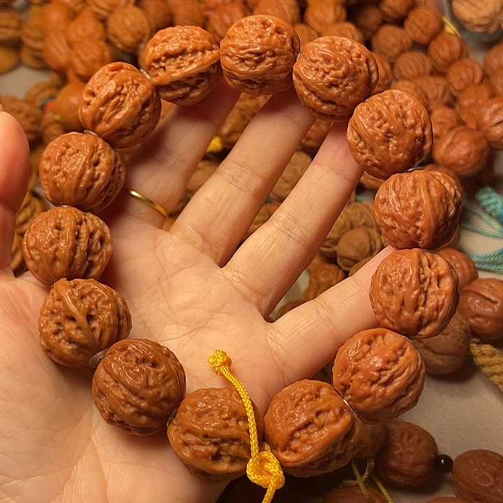 奔***➠手串文玩核桃珊瑚纹