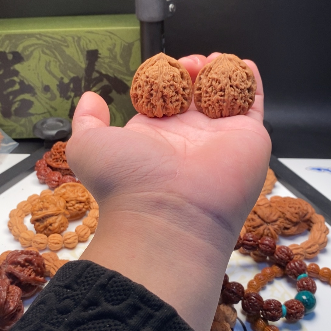 吊坠文玩核桃40全品三角疆