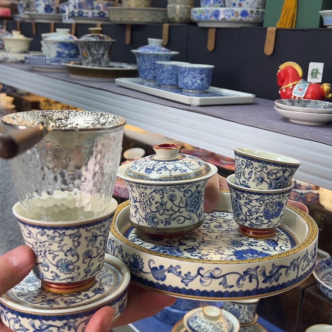 我们的目标是成为一个优秀的人