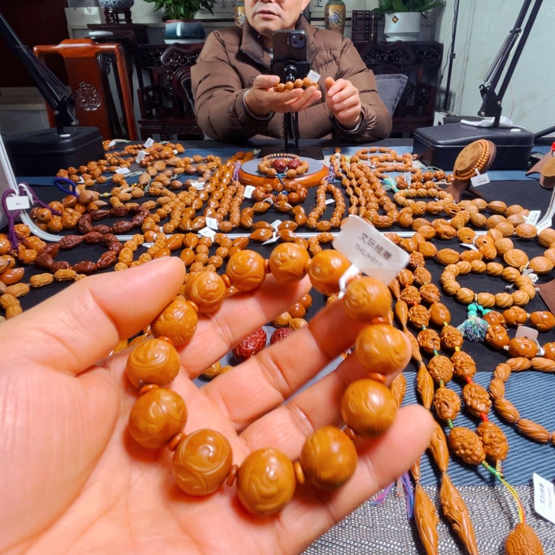 吊坠橄榄核新人在这里