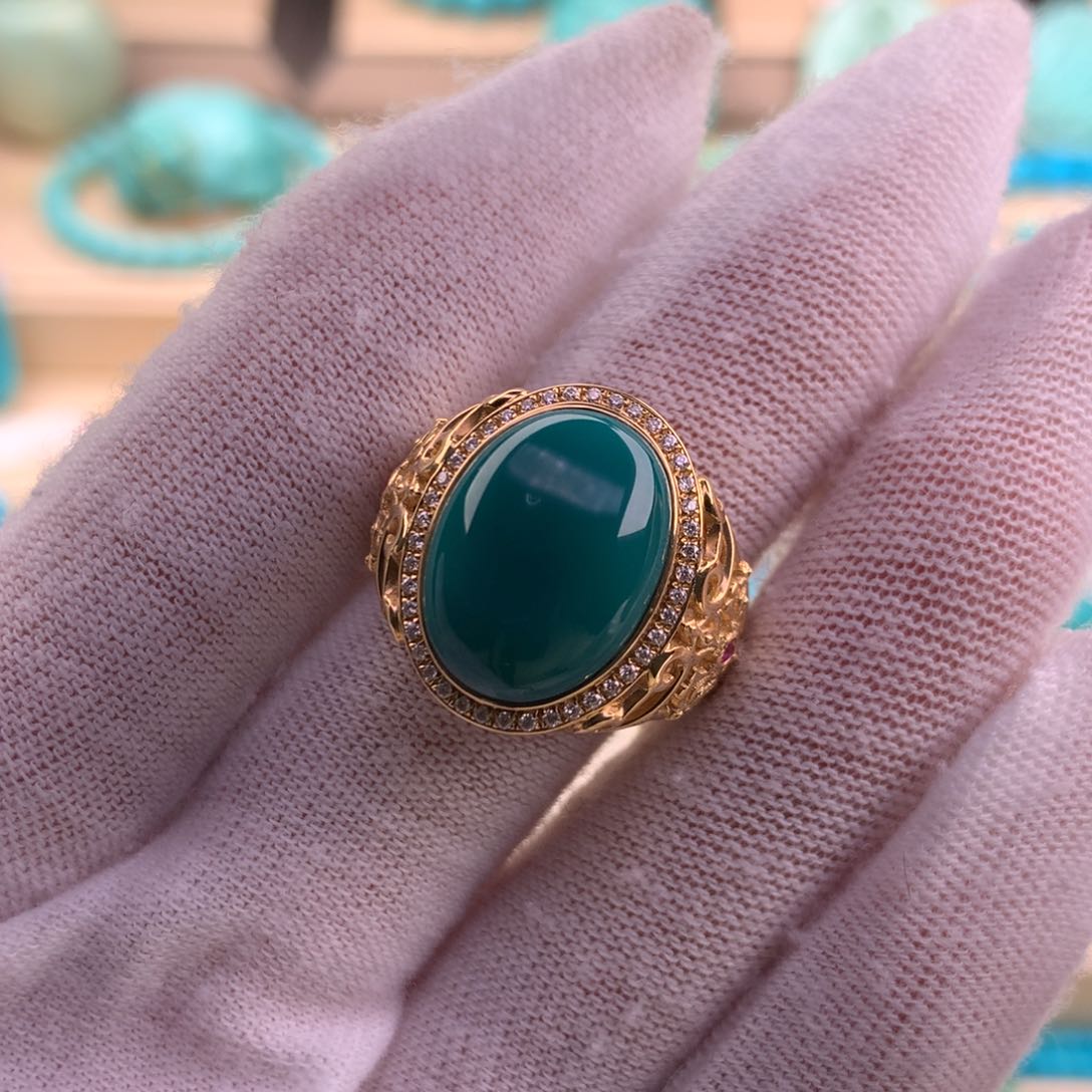 绿松石珠宝奇石18K金镶嵌