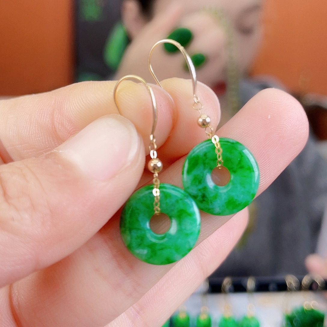 翡翠18K金镶嵌耳饰