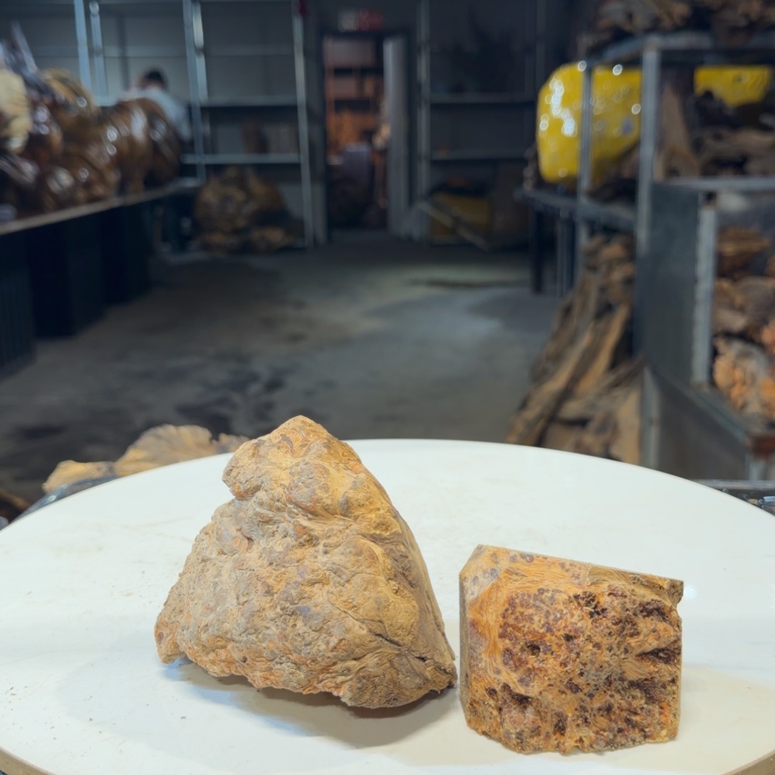 竹***木王一刀琥珀木摆件B67