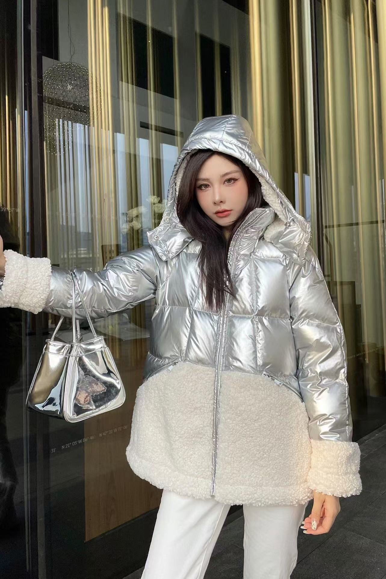 95新 MONCLER yy432 盟可睐 鹅毛 圣诞节限定外套 1码