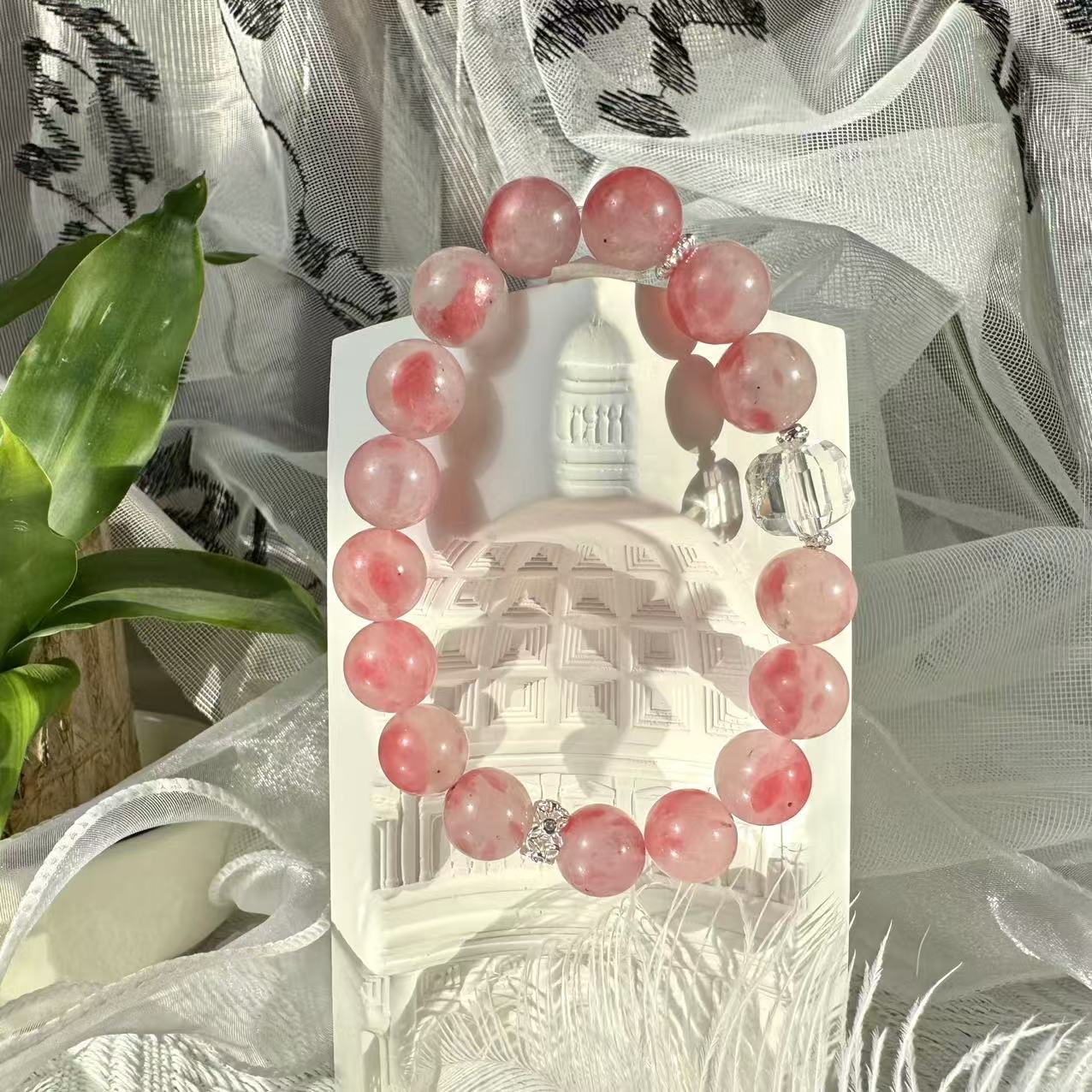 天然蔷薇石手链搭配白水晶手串