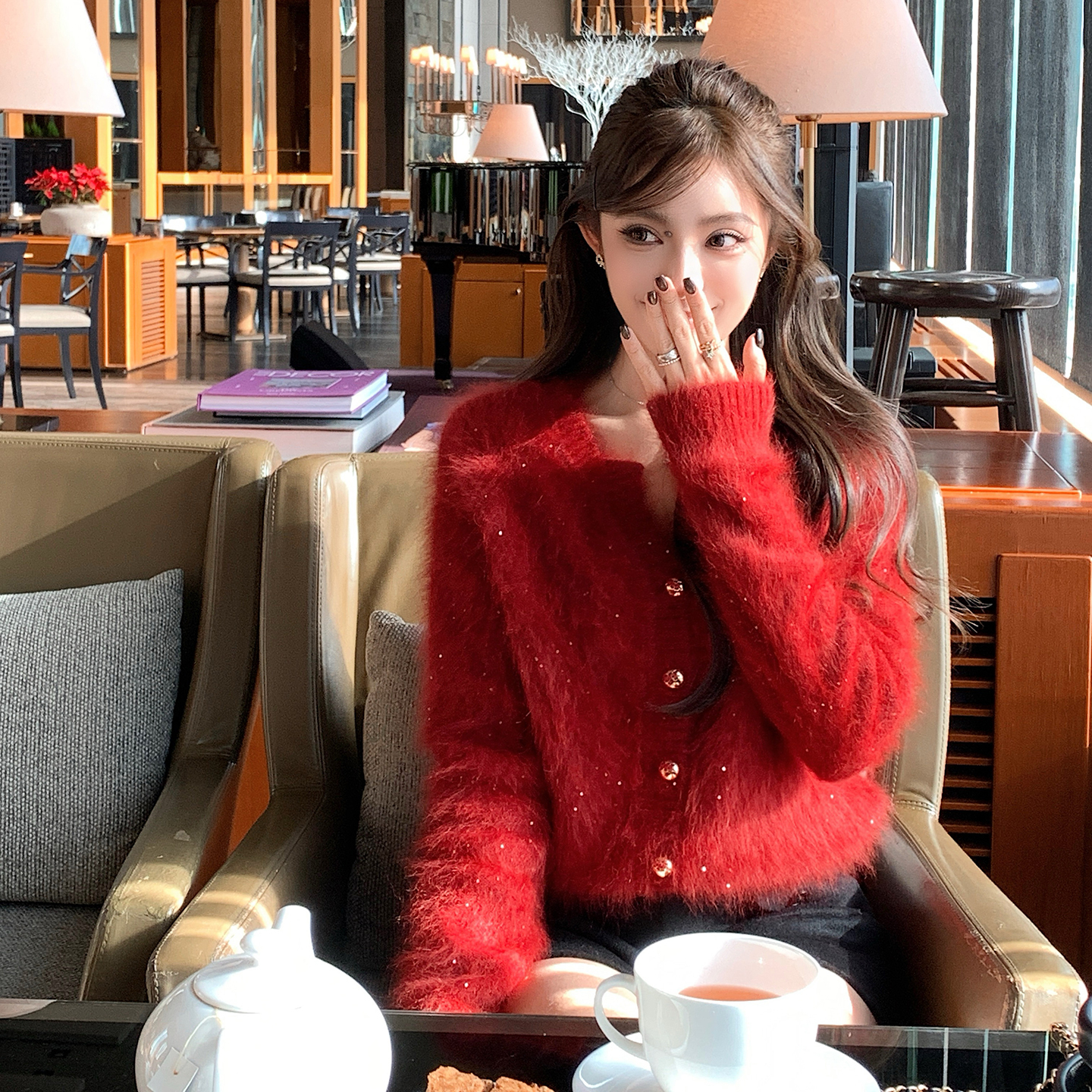 “绒感鎏金”柔绒兔毛亮片纱 舒适自然系氛围感红色闪片开衫!