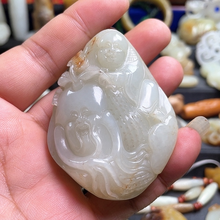 和田玉未镶嵌颈饰