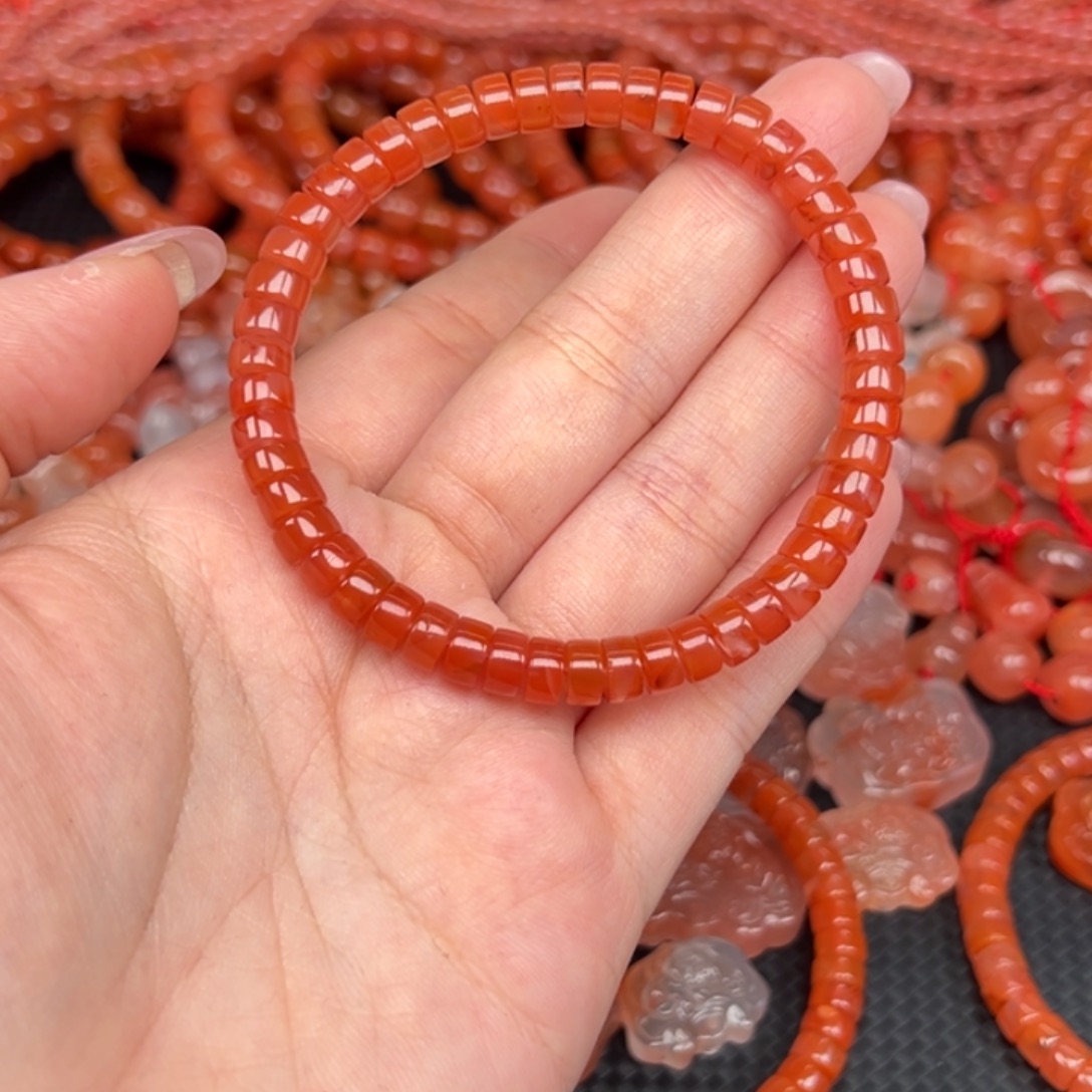酒****南红玛瑙未镶嵌手链