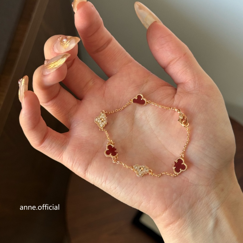 铜合金手链 红色五花四叶草镶锆拼接精致手链【S248】