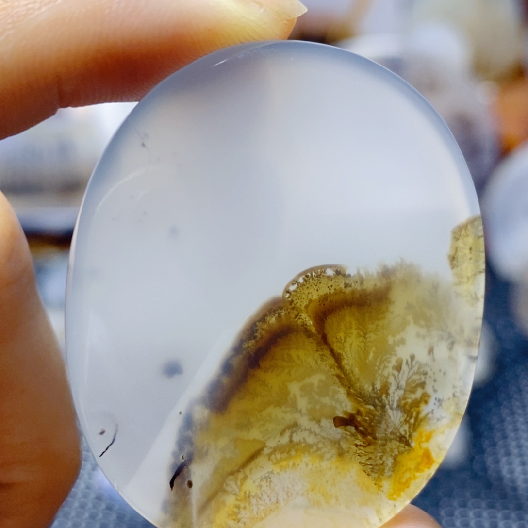 玛瑙/玉髓未镶嵌珠宝奇石