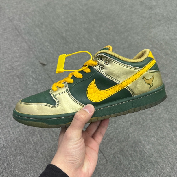 95新 NIKE/耐克 43码  Dunk慈善  原盒球鞋