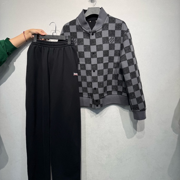 99新 LouisVuitton/路易威登 lv双面穿外套+巴黎裤子打包链接