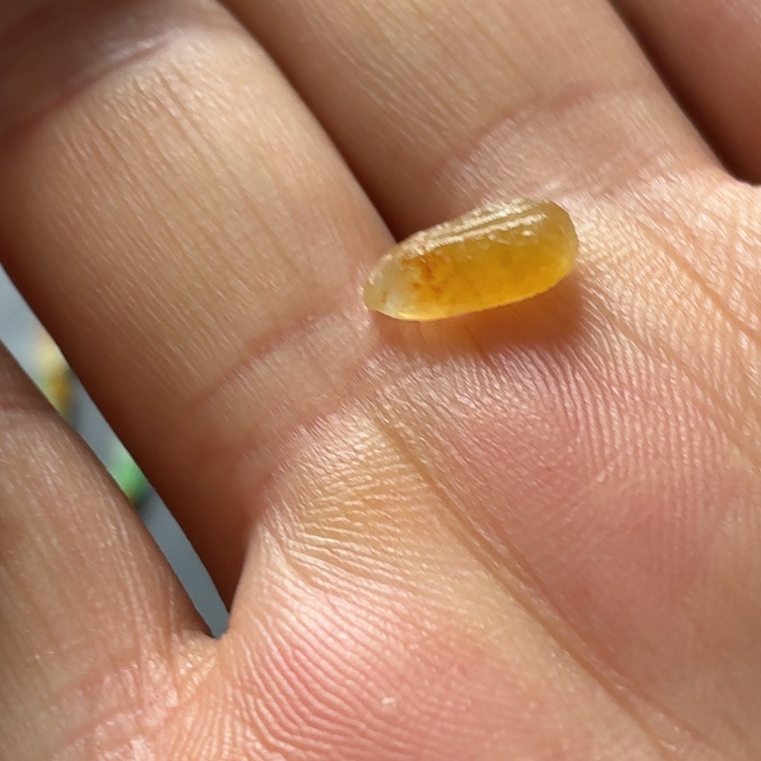 定制翡翠未镶嵌花生