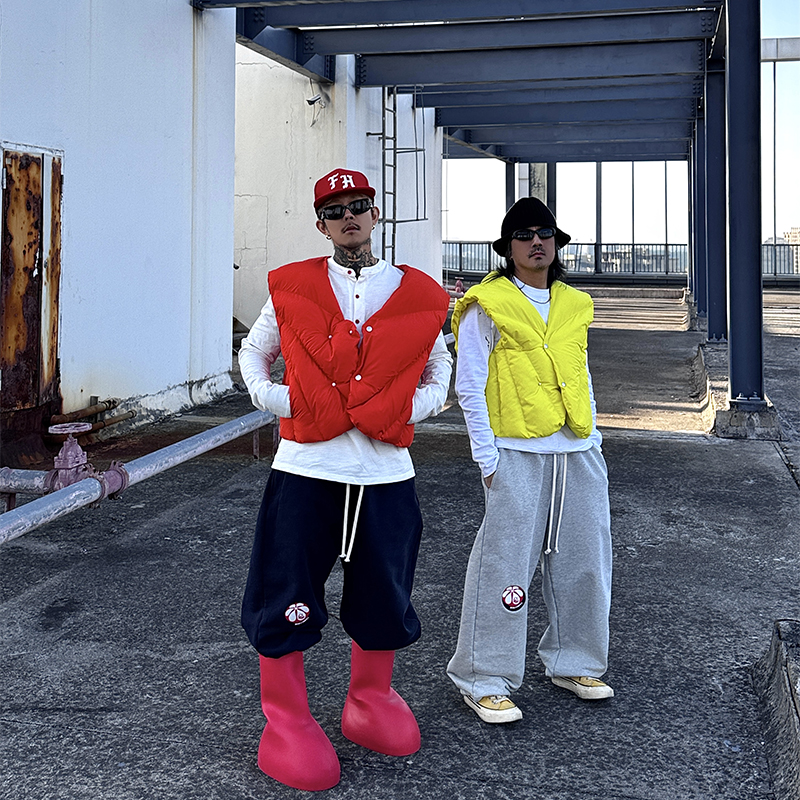 白鹤大人冬季纯色保暖加厚无袖棉服马甲男不规则解构坎肩夹棉外套
