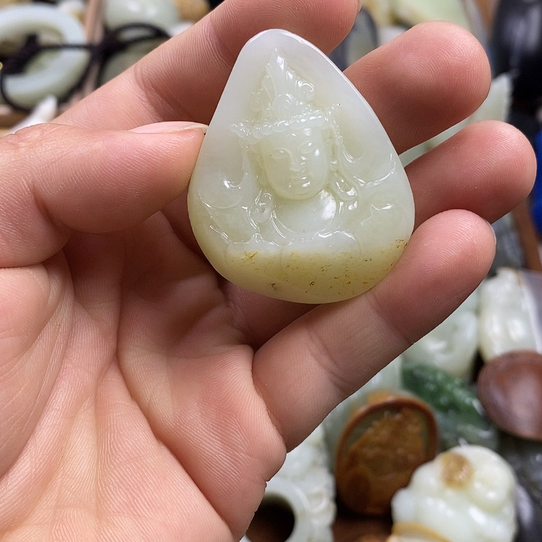 和田玉（糖玉）挂件未镶嵌