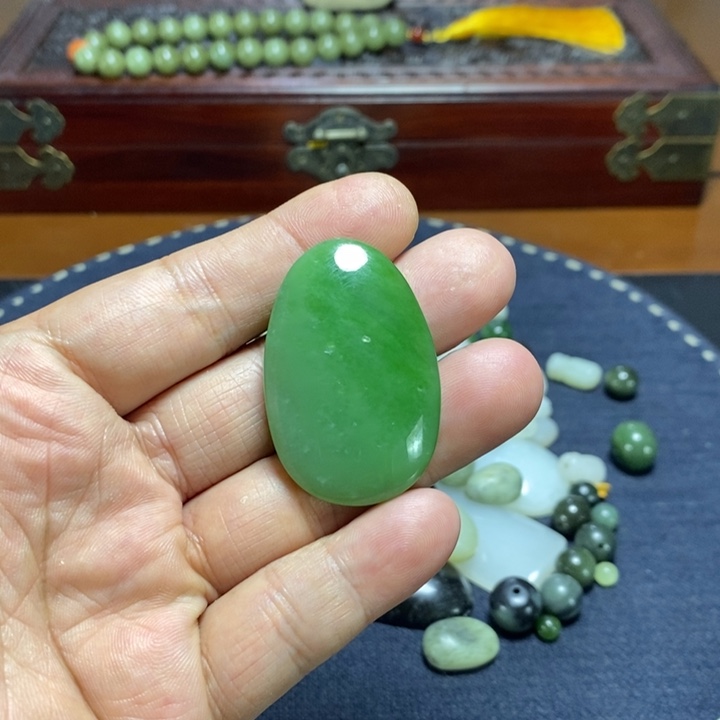 未镶嵌和田玉珠宝奇石