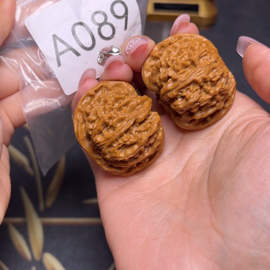 文玩核桃吊坠全品苹果40.8