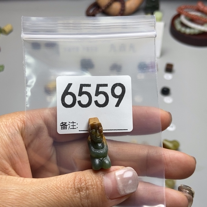 老***子蛇纹石玉未镶嵌项链