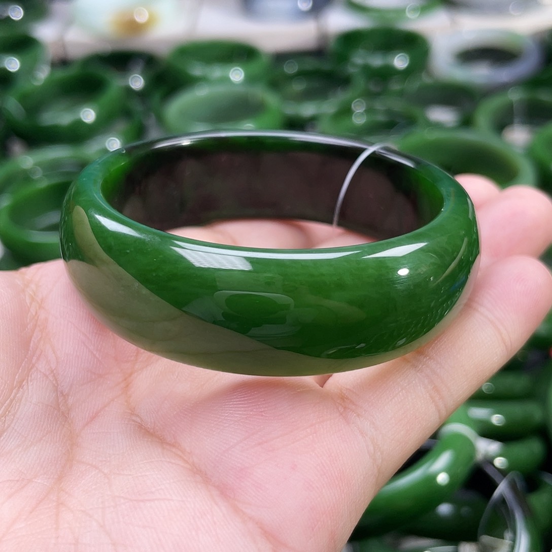 和田玉（碧玉）手镯未镶嵌?****?