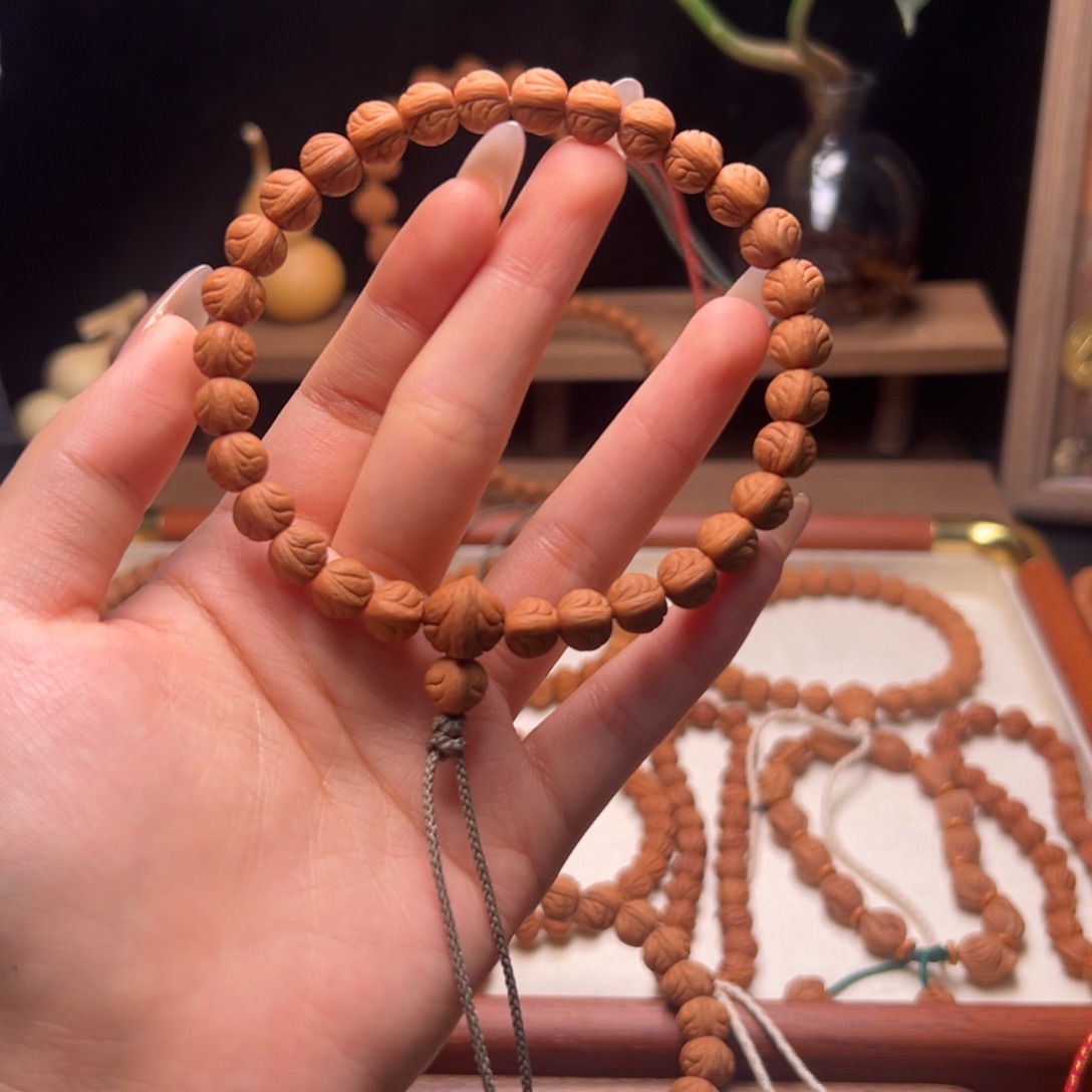 ****木质类陕西龙纹桃核8.6