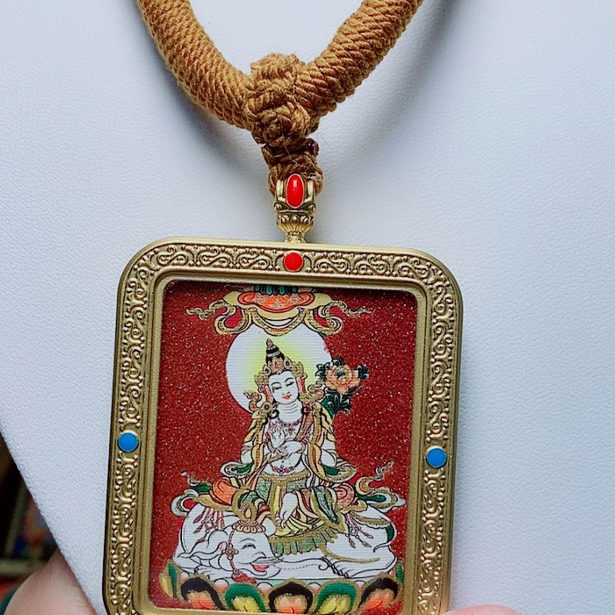 【闪购商品】佛心果吊坠漫****桐我是一个人的人