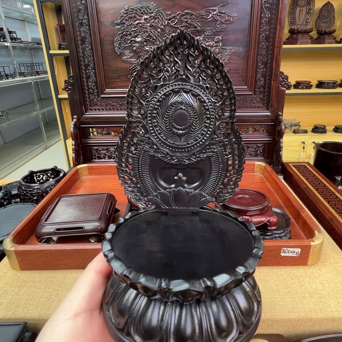东非黑黄檀（紫光檀）佛像底座高19厘米