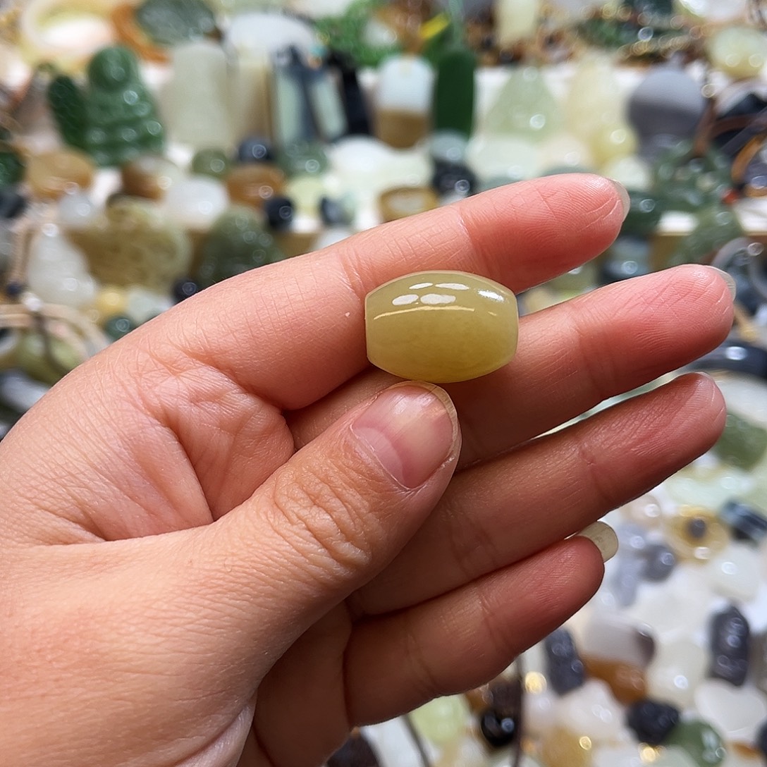 *****和田玉未镶嵌吊坠(赠链)