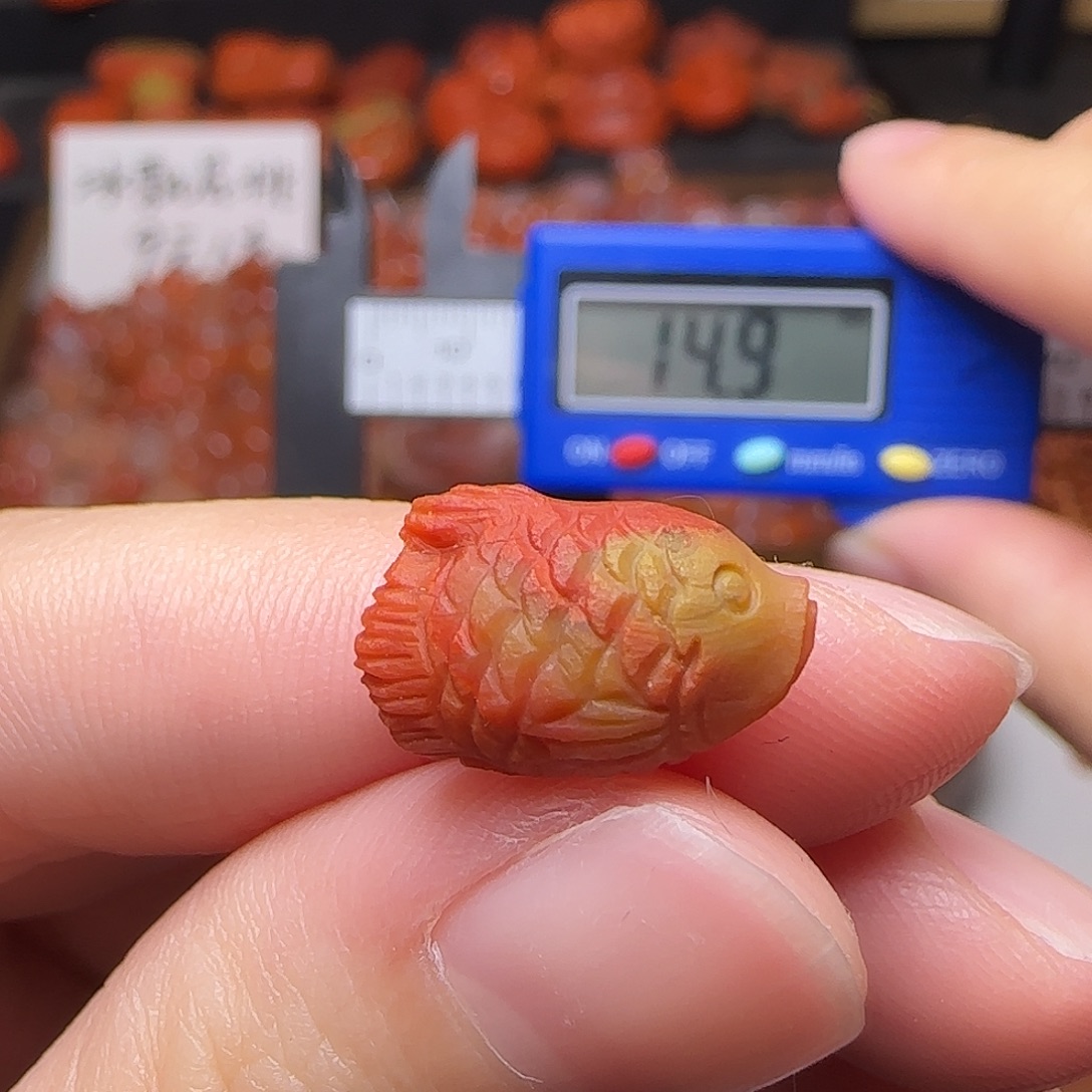 南红玛瑙未镶嵌颈饰