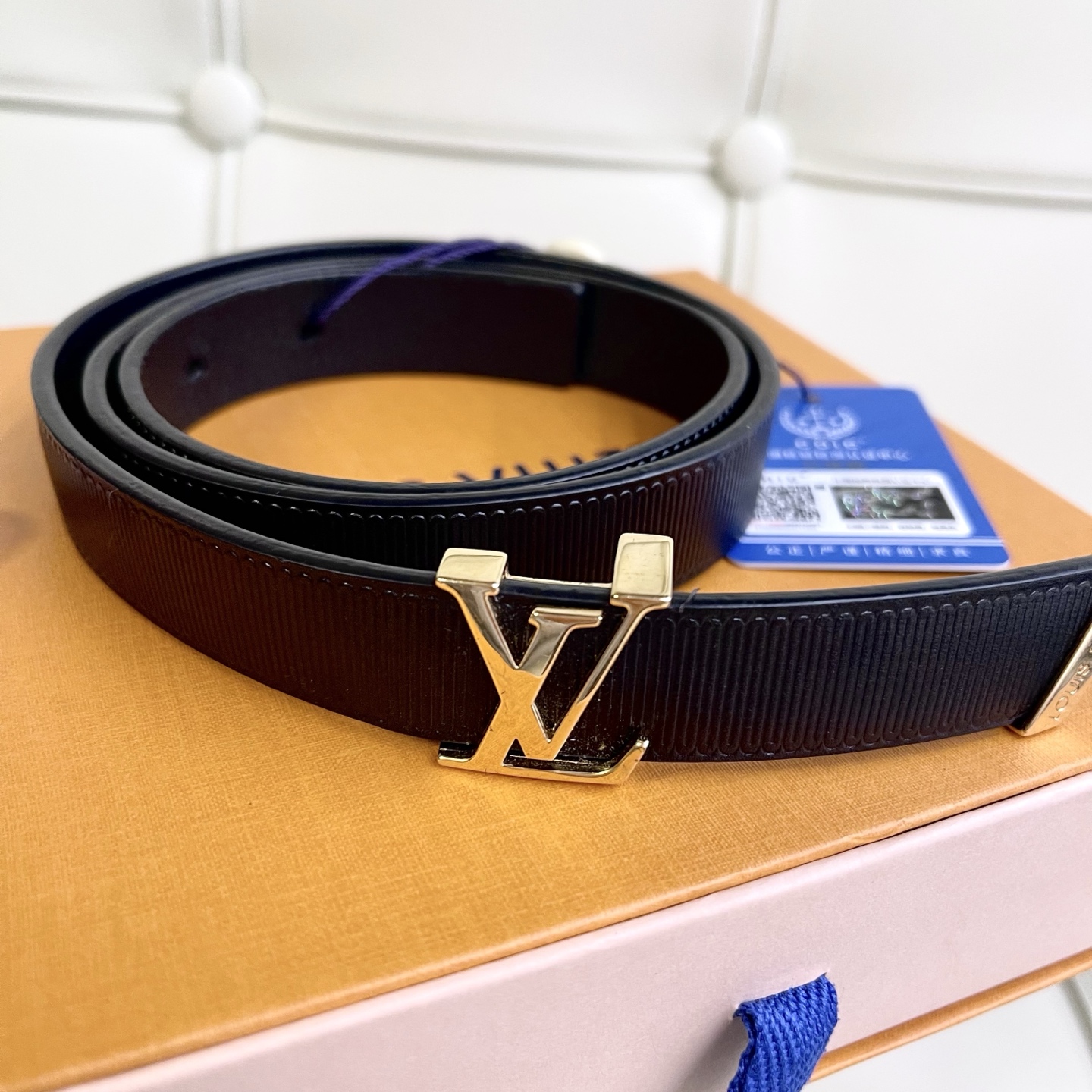 95新 LouisVuitton/路易威登 119592 lv黑金腰带70cm