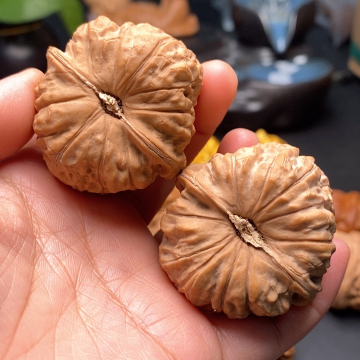 文玩核桃把件石头南瓜