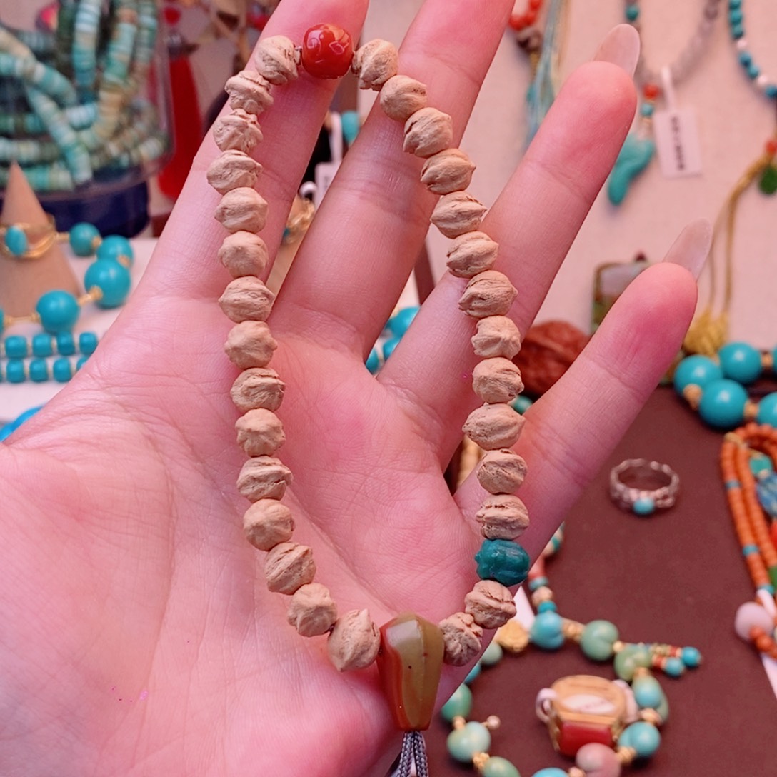 未镶嵌绿松石手链