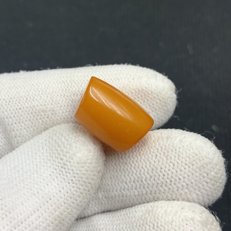 Q1260保真原矿俄料尺寸11.6*17mm蜜蜡单颗马蹄斜切顶珠支持复检