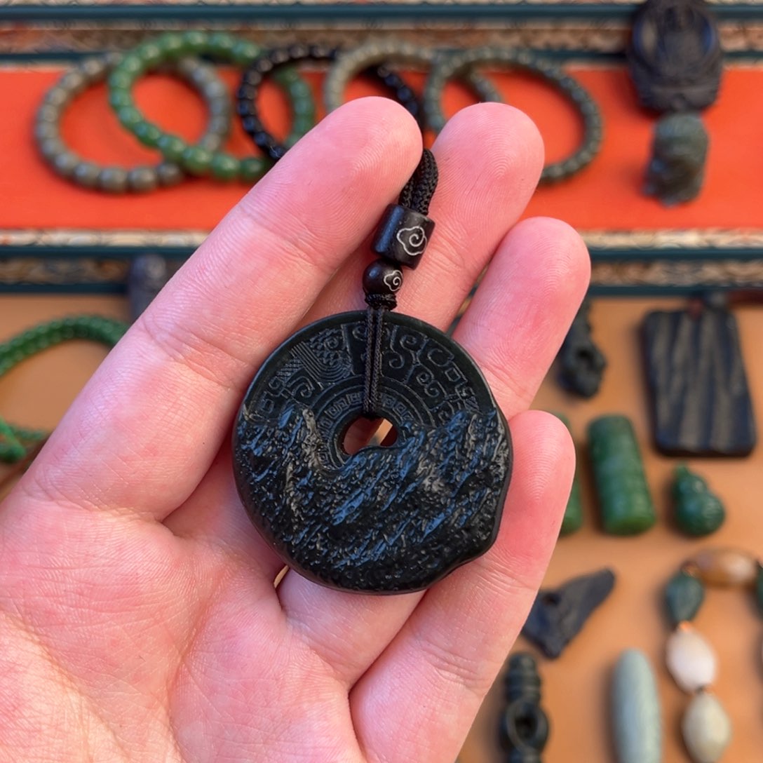 和田玉颈饰未镶嵌