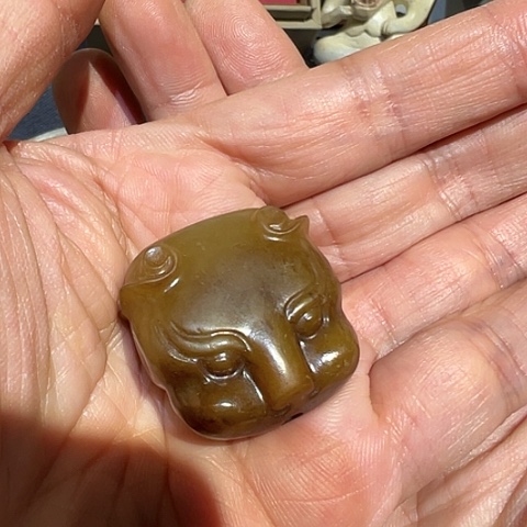 未镶嵌和田玉（糖玉）珠宝奇石牧*