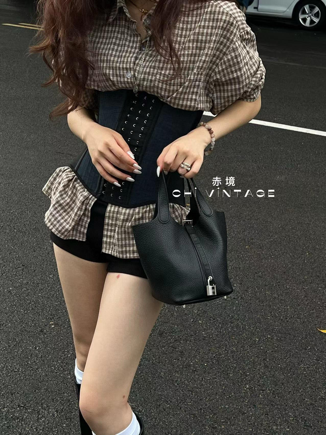 99新 Hermes/爱马仕 1405 黑银菜篮子18手提包c刻