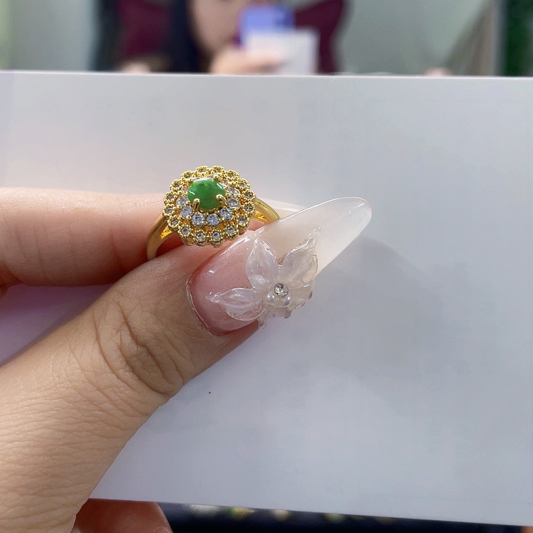 翡翠未镶嵌颈饰天然翡翠Ａ货